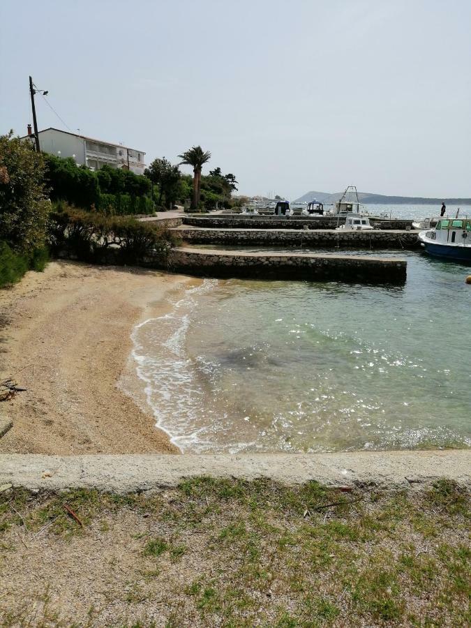 Holiday Home Vjeka Rab Town Bagian luar foto